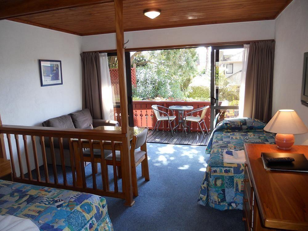 Swiss Chalet Lodge Motel Paihia Exterior foto