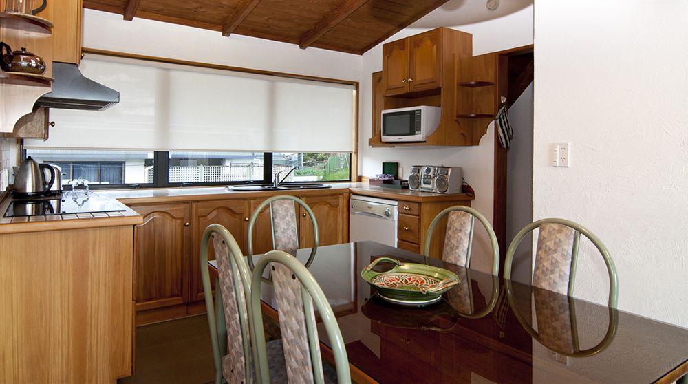 Swiss Chalet Lodge Motel Paihia Exterior foto