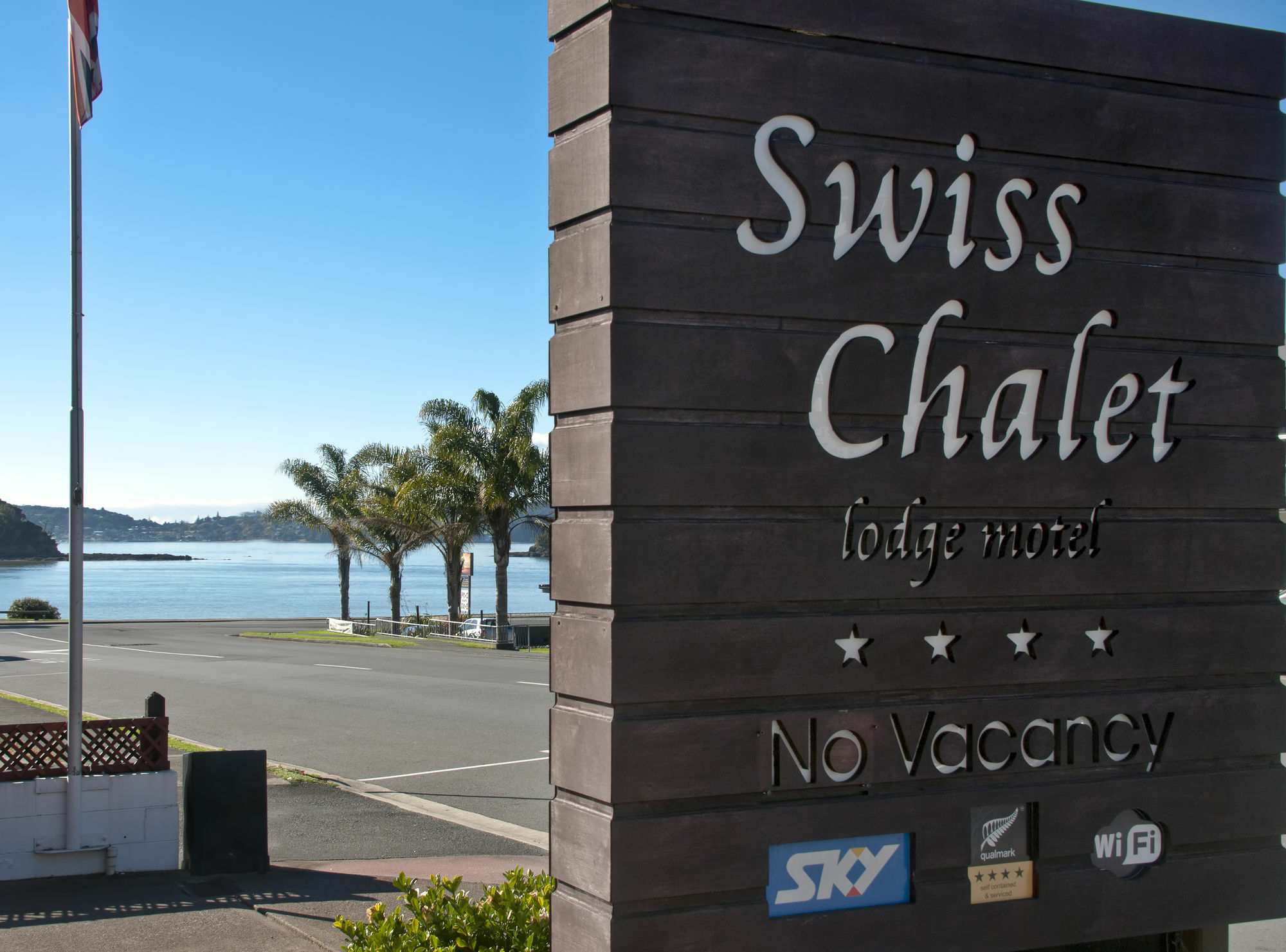 Swiss Chalet Lodge Motel Paihia Exterior foto