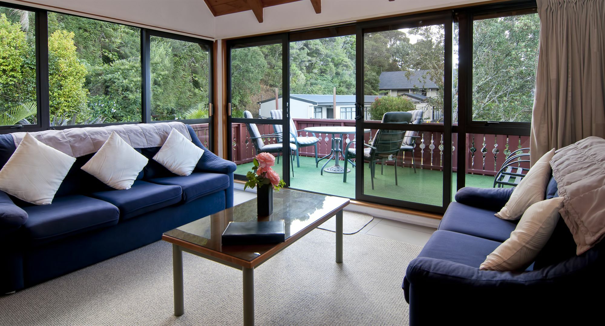 Swiss Chalet Lodge Motel Paihia Exterior foto