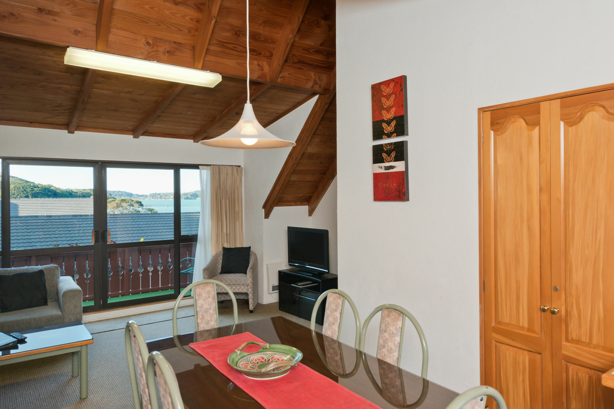 Swiss Chalet Lodge Motel Paihia Exterior foto