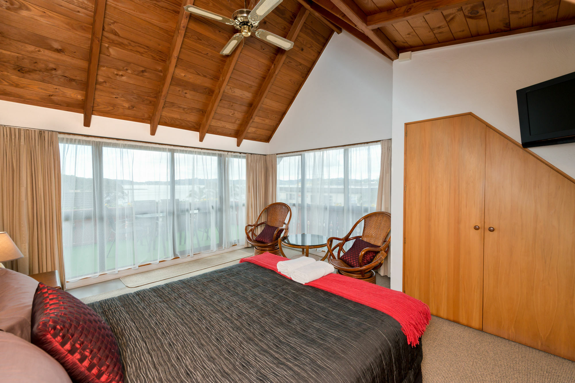 Swiss Chalet Lodge Motel Paihia Exterior foto